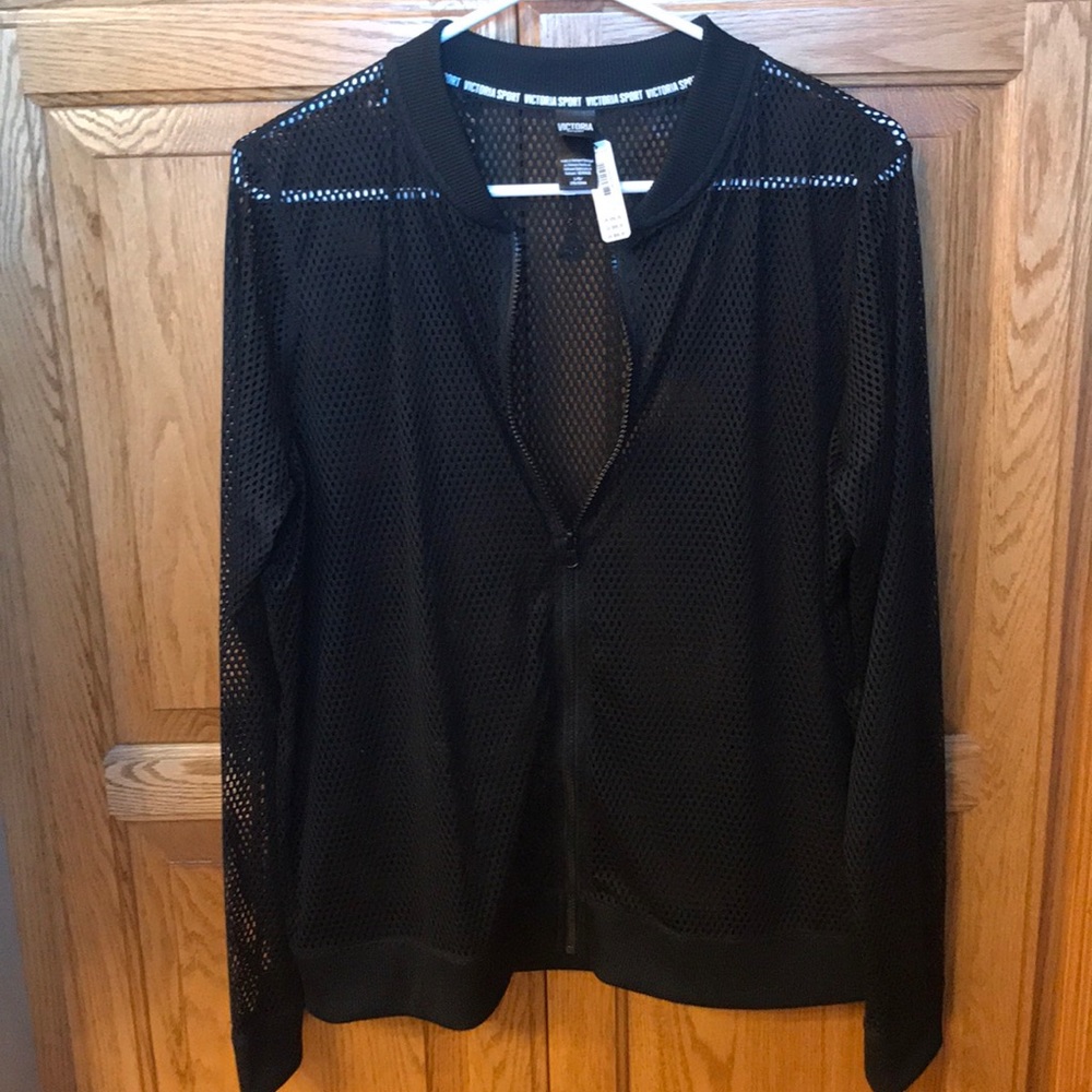 Cover up Victoria’s Secret sport   very sporty